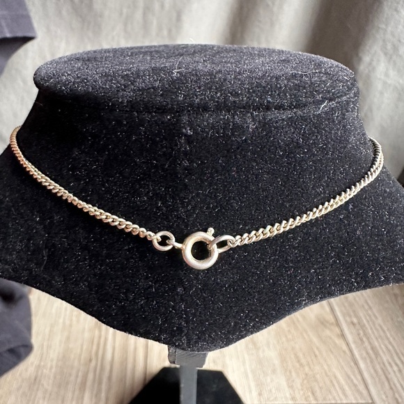 Vintage CORO Pendant Costume Jewelry with 14” chain - Picture 3 of 10